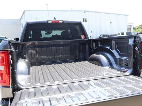 New 2026 RAM 1500 Big Horn AWD/4WD image 14
