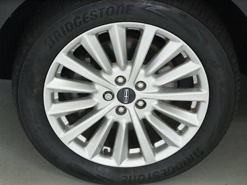 Used 2019 Lincoln MKC Premiere FWD image 37
