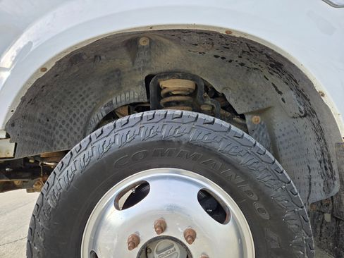 Used 2008 Ford F350 4x4 SuperCab DRW Super Duty image 5