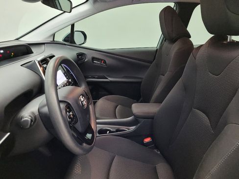 Used 2020 Toyota Prius LE image 17