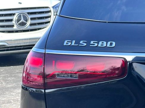 New 2026 Mercedes-Benz GLS 580 GLS 580 image 8