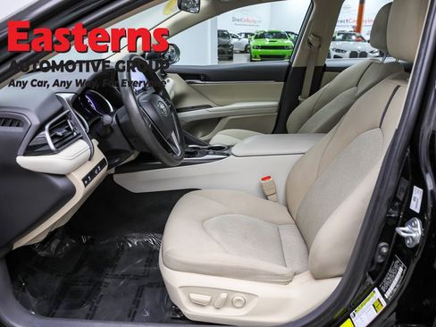 Used 2023 Toyota Camry LE image 14