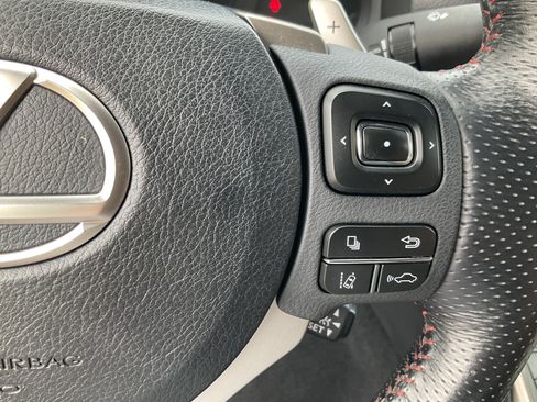 Used 2018 Lexus IS 350 AWD image 36