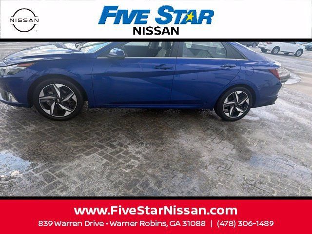 Used 2023 Hyundai Elantra Limited FWD image 21