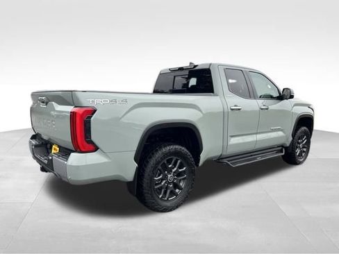 Used 2022 Toyota Tundra Limited image 9
