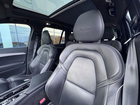 Used 2020 Volvo XC90 T6 R-Design w/ Protection Package Premier image 11