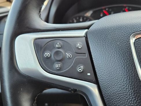 Used 2024 GMC Terrain SLT AWD/4WD image 26