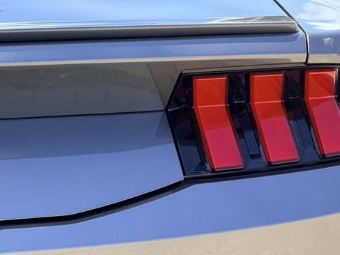 Used 2025 Ford Mustang Premium RWD image 10