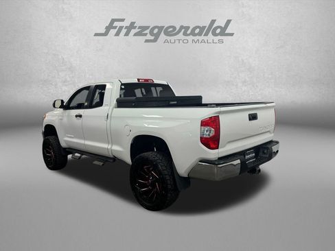 Used 2016 Toyota Tundra SR5 w/ SR5 Upgrade Package RWD image 3