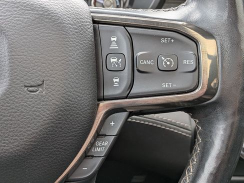 Used 2019 RAM 1500 Limited image 31