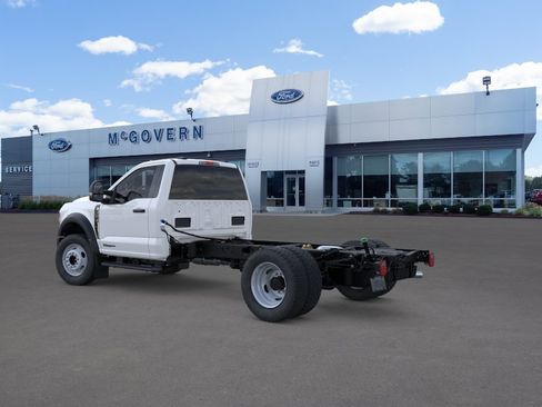 New 2026 Ford F550 4x4 Regular Cab Super Duty image 5