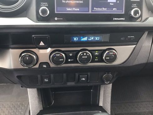 Used 2023 Toyota Tacoma SR AWD/4WD image 18
