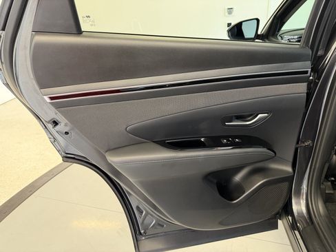 Used 2023 Hyundai Tucson Limited w/ Cargo Package image 41