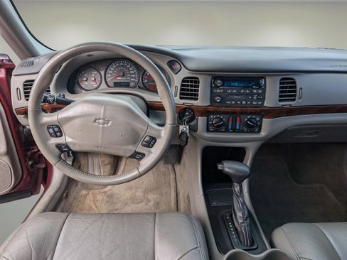 Used 2002 Chevrolet Impala LS w/ Preferred Equipment Group image 12