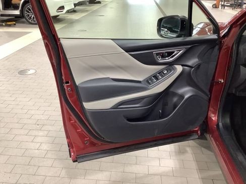 Used 2023 Subaru Forester Limited image 14