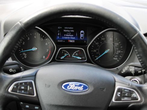 Used 2018 Ford Focus Titanium FWD image 9
