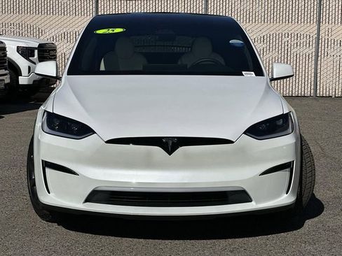 Used 2025 Tesla Model X Plaid image 2
