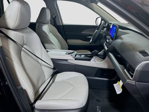 New 2026 Toyota Grand Highlander AWD image 28