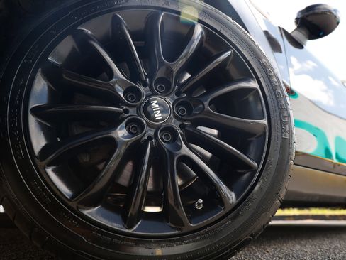 Used 2019 MINI Cooper Clubman S FWD image 36