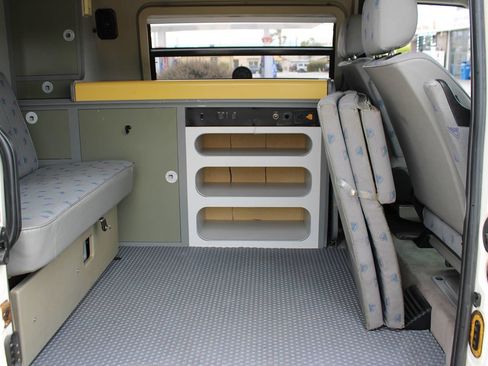 Used 1997 Volkswagen Eurovan Camper FWD image 19