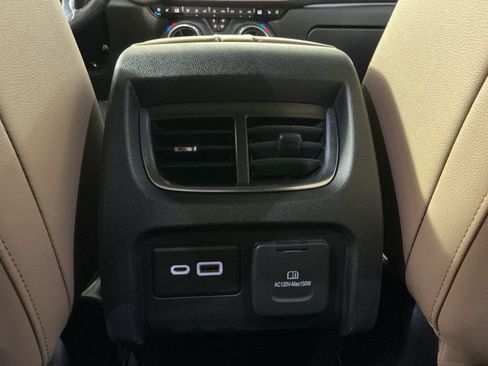 Used 2019 Chevrolet Blazer Premier w/ Sun and Wheels Package image 22