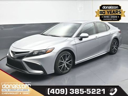 Used 2021 Toyota Camry SE FWD image 5
