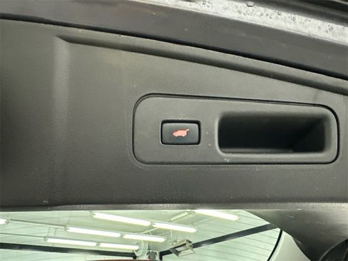 Used 2019 Acura MDX 3.5L Advance Package image 21