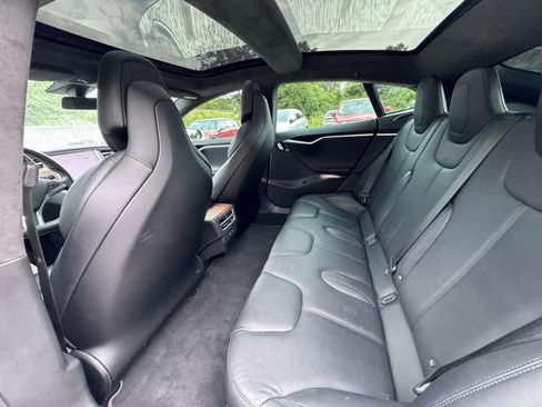 Used 2017 Tesla Model S 75 image 8