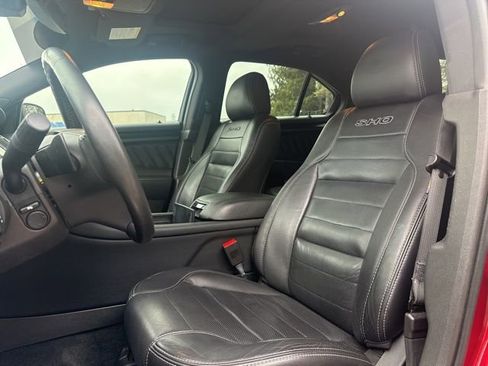 Used 2018 Ford Taurus SHO w/ Driver Assist Package AWD/4WD image 10