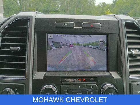 Used 2017 Ford F150 XLT w/ Equipment Group 302A Luxury AWD/4WD image 14
