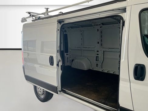 Used 2024 RAM ProMaster 2500 FWD image 27