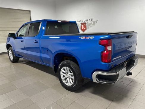 Used 2023 Chevrolet Silverado 1500 LT AWD/4WD image 4