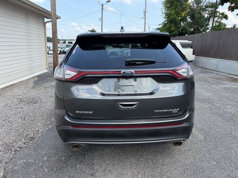 Used 2016 Ford Edge Titanium w/ Technology Package AWD/4WD image 9