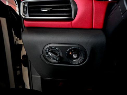 Used 2022 Maserati Levante GT image 40