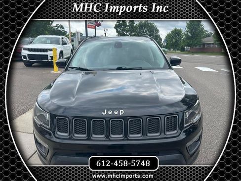 Used 2018 Jeep Compass Trailhawk w/ Leather Interior Group AWD/4WD image 1