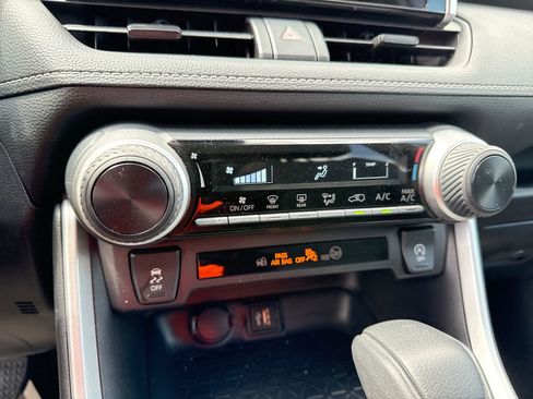 Certified 2025 Toyota RAV4 LE FWD image 16
