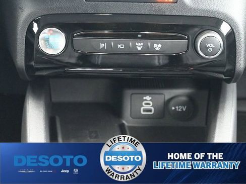 New 2025 Ford Escape SE w/ PHEV Premium Package FWD image 17