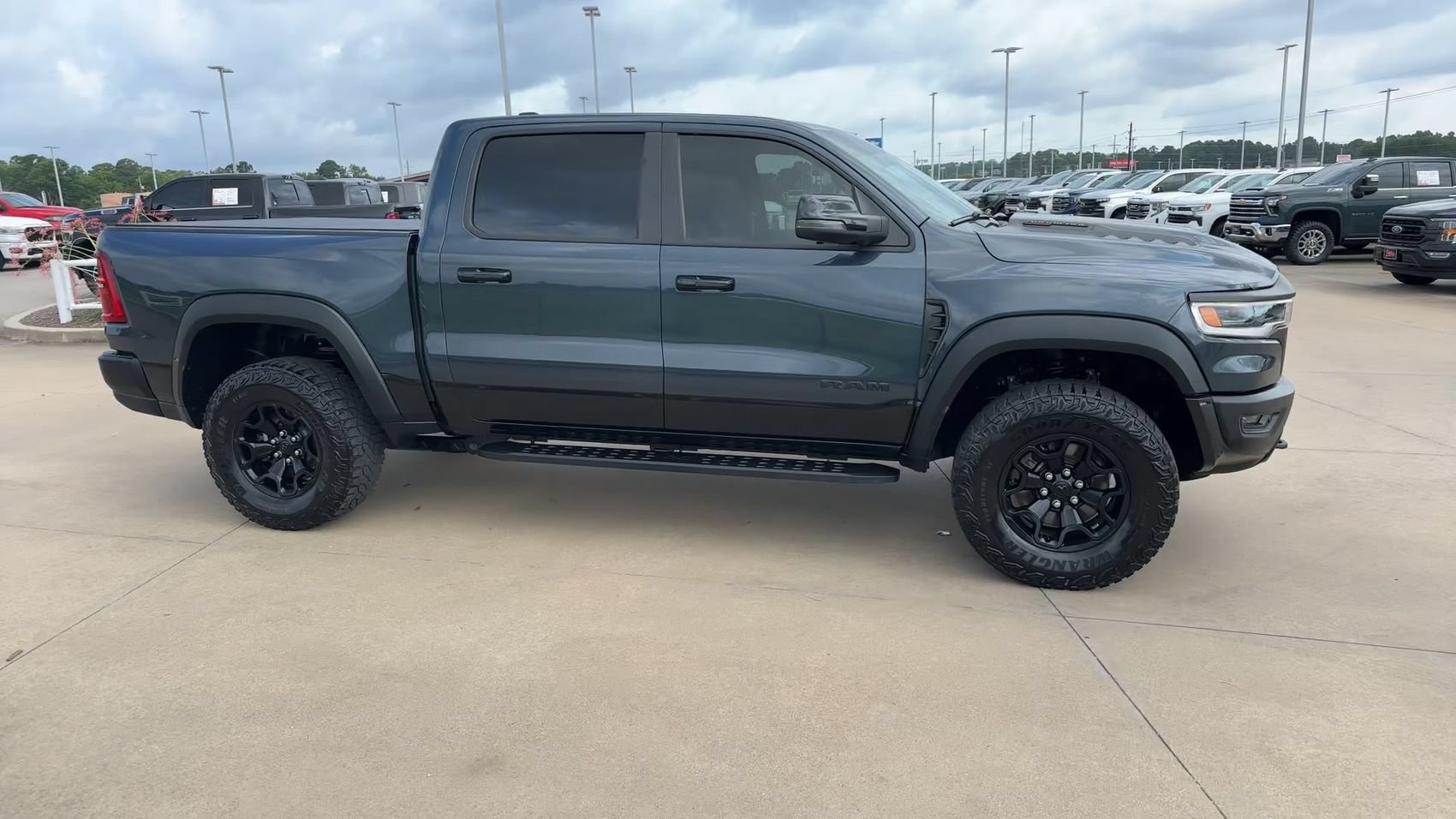 Used 2025 RAM 1500 RHO AWD/4WD image 2