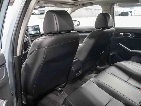 Used 2023 Honda Civic Touring image 22