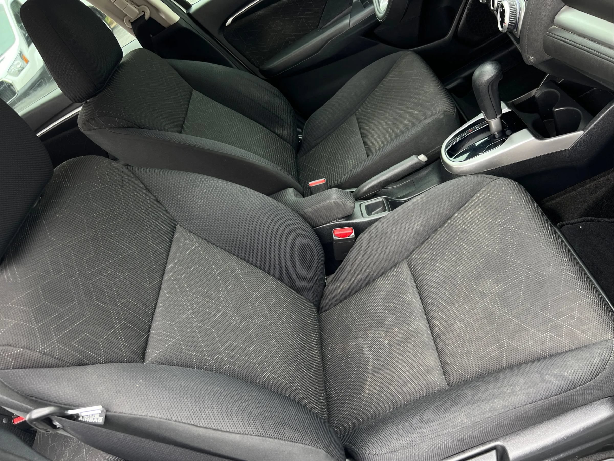 Used 2017 Honda Fit EX image 25