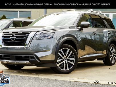 Used 2025 Nissan Pathfinder Platinum w/ Cargo Package