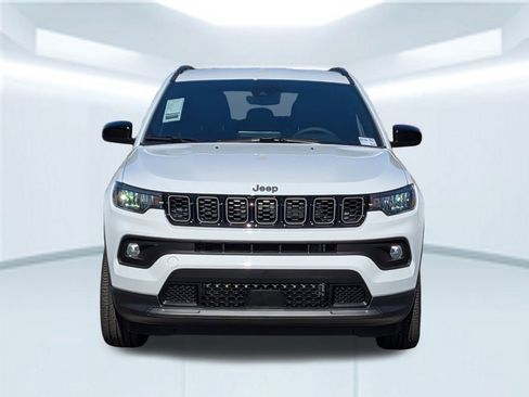 New 2026 Jeep Compass Latitude image 11