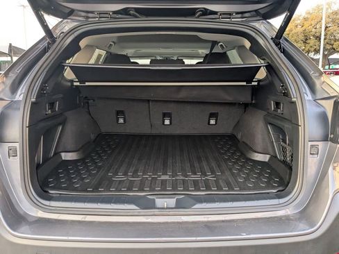 Used 2025 Subaru Outback Premium image 25