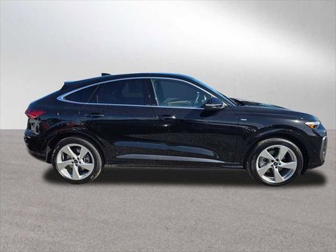 New 2025 Audi Q5 Prestige image 2