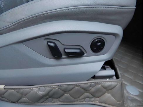 Used 2017 Audi Q7 3.0T Prestige image 66