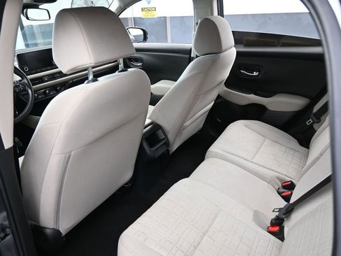 Used 2024 Honda HR-V LX image 33