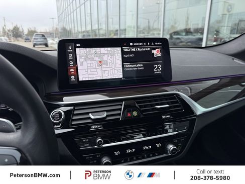 Used 2023 BMW 530i xDrive w/ Premium Package image 28
