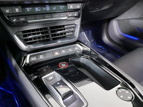 Used 2024 Audi RS e-tron GT w/ Carbon Performance Package image 62