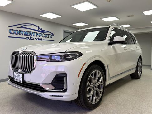 Used 2020 BMW X7 xDrive40i w/ Cold Weather Package AWD/4WD image 1