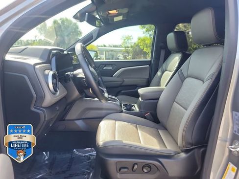 Certified 2024 Chevrolet Colorado ZR2 w/ ZR2 Convenience Package III AWD/4WD image 15
